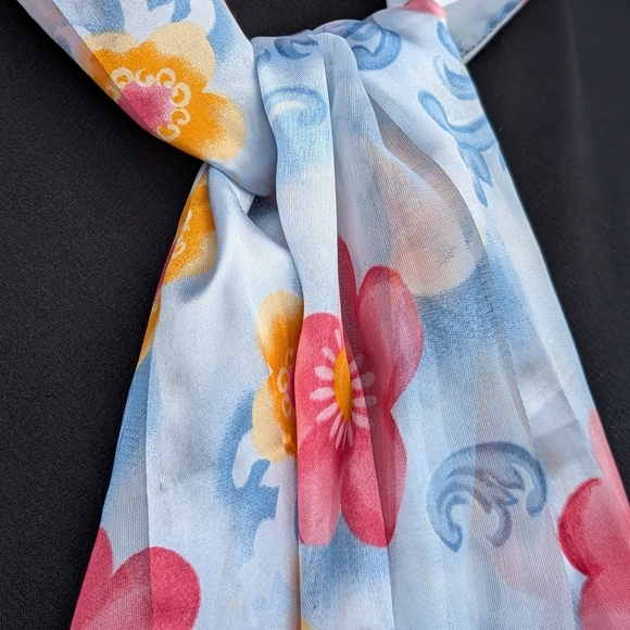 Spring Blue & Pink Roses Silky Scarf - Picture 7 of 7